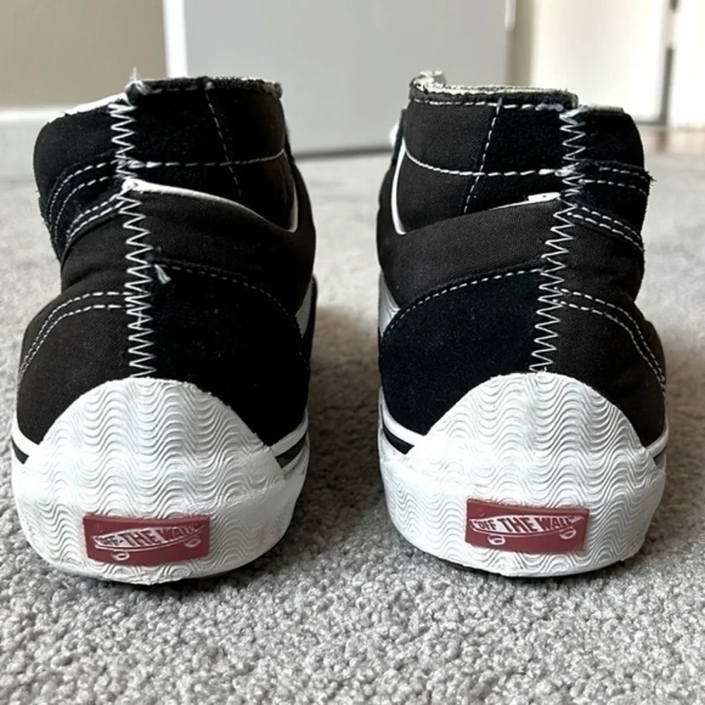 Vans Skate Half Cab Black & White Skate Shoes Size 9